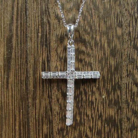 Jewelry - 18" Sterling Silver Religious Clear Cubic Zirconia Cross Necklace Vintage